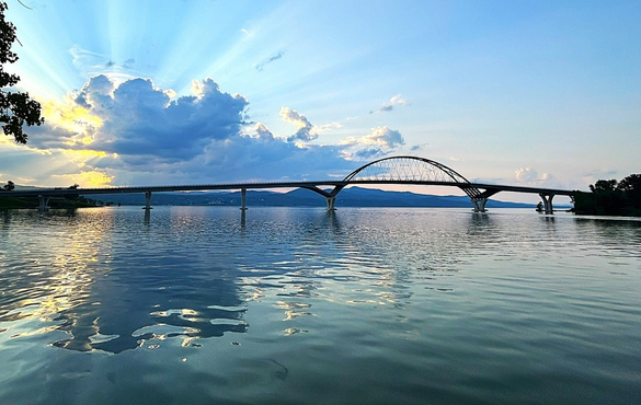 Graphic of the Adirondacks and Lake Champlain
